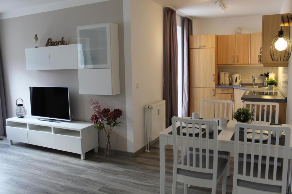 Villa Doeser Strand Куксхафен Экстерьер фото